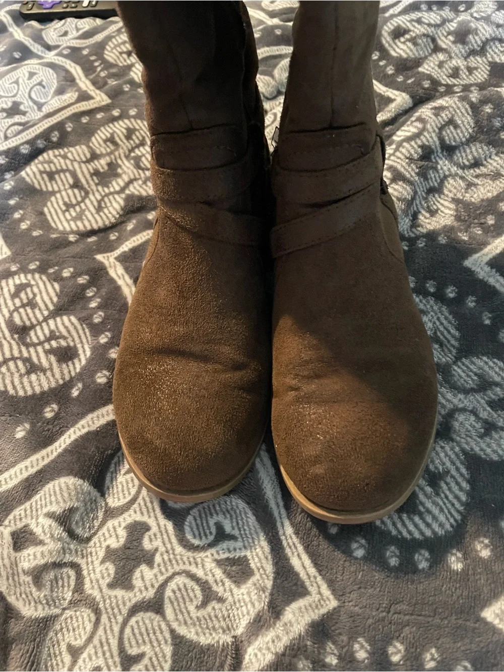 Classic Knee-High Buckle Riding Boots - Brown